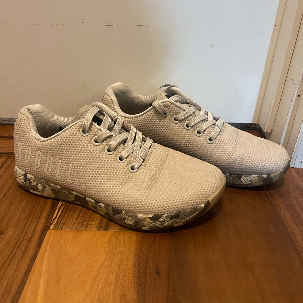 NOBULL Trainers Womens Size 6.5 Outwork Athletic Gym Shoes